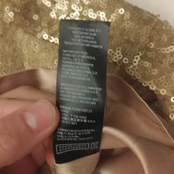 Forever 21 gold crop top - Picture 5 of 6